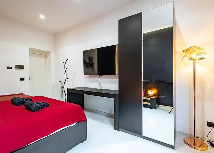 Domus Iulia - Colosseo Konukevi 4*