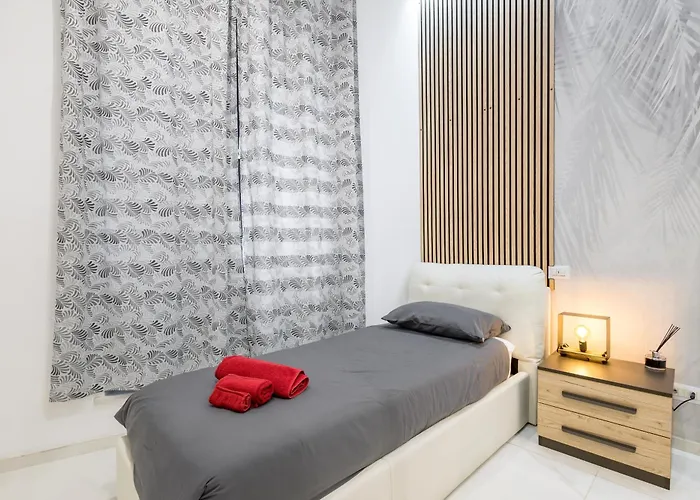 Domus Iulia - Colosseo 4* Roma